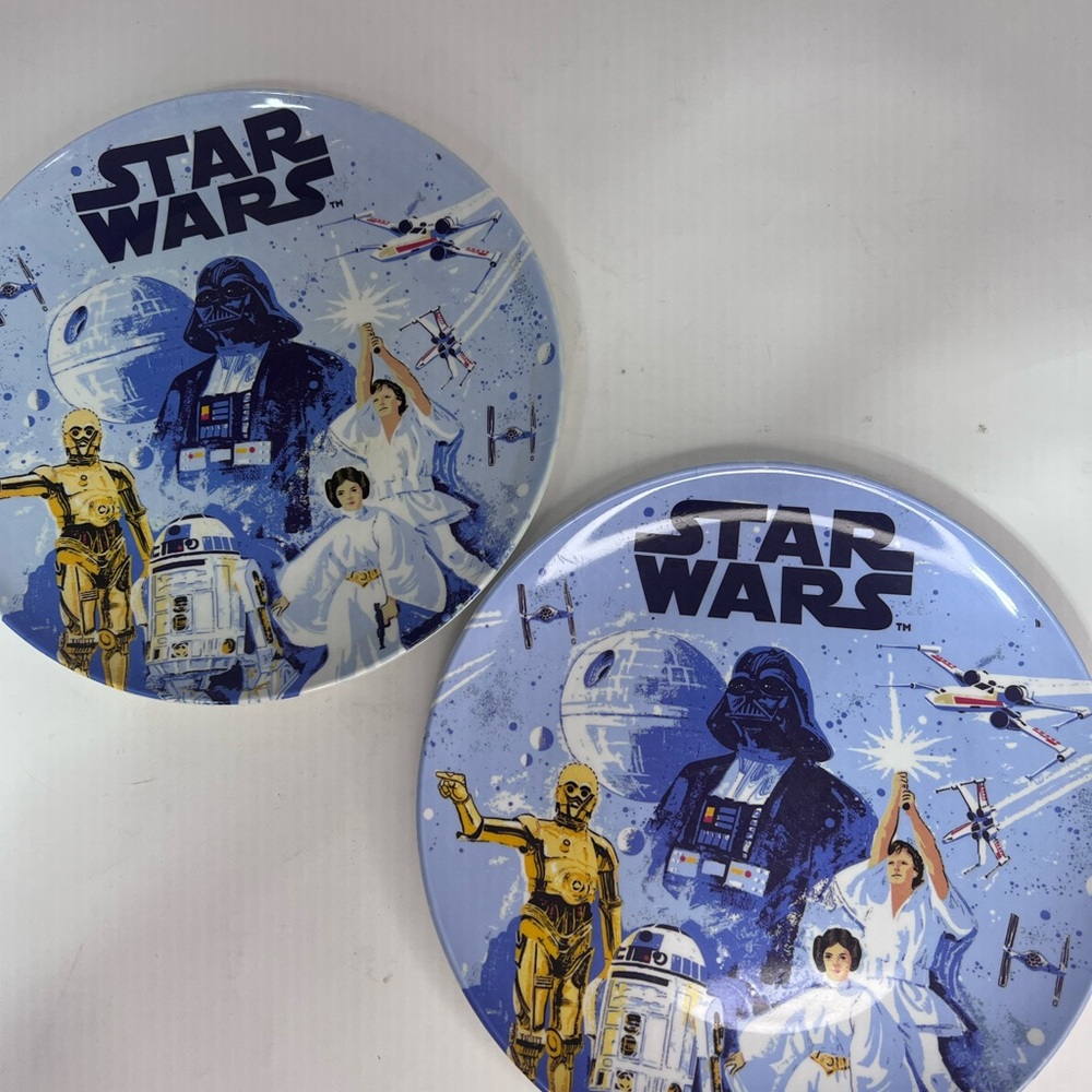 Pottery Barn Kids 2009 Star Wars Tabletop Plates Melamine Children’s 9” Round
